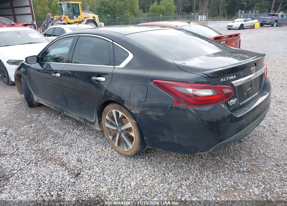 2017 NISSAN ALTIMA 3.5 SR VIN: 1N4BL3AP1HC158375
