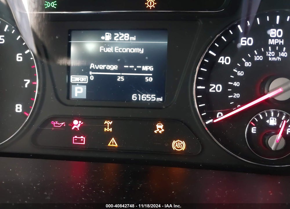 2019 KIA SORENTO 2.4L LX VIN: 5XYPGDA33KG447333