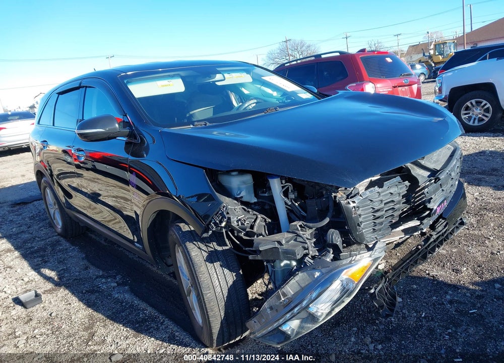 2019 KIA SORENTO 2.4L LX VIN: 5XYPGDA33KG447333