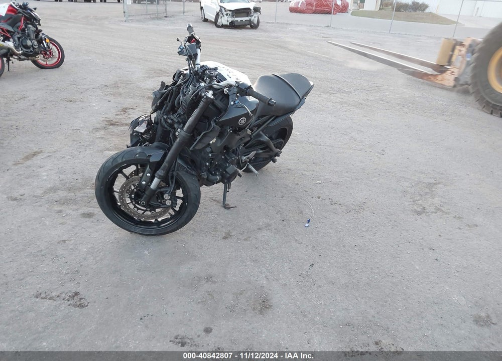 2018 YAMAHA MT09 VIN: JYARN53E4JA003388
