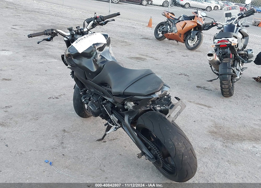 2018 YAMAHA MT09 VIN: JYARN53E4JA003388