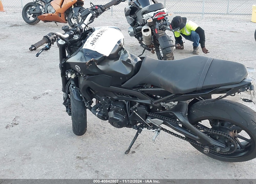 2018 YAMAHA MT09 VIN: JYARN53E4JA003388