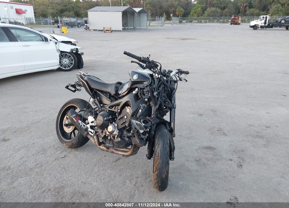 2018 YAMAHA MT09 VIN: JYARN53E4JA003388
