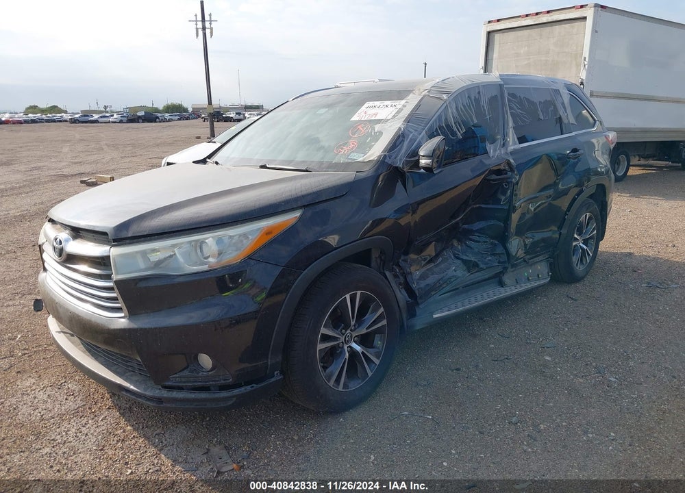 2016 TOYOTA HIGHLANDER XLE V6 VIN: 5TDKKRFH8GS186897
