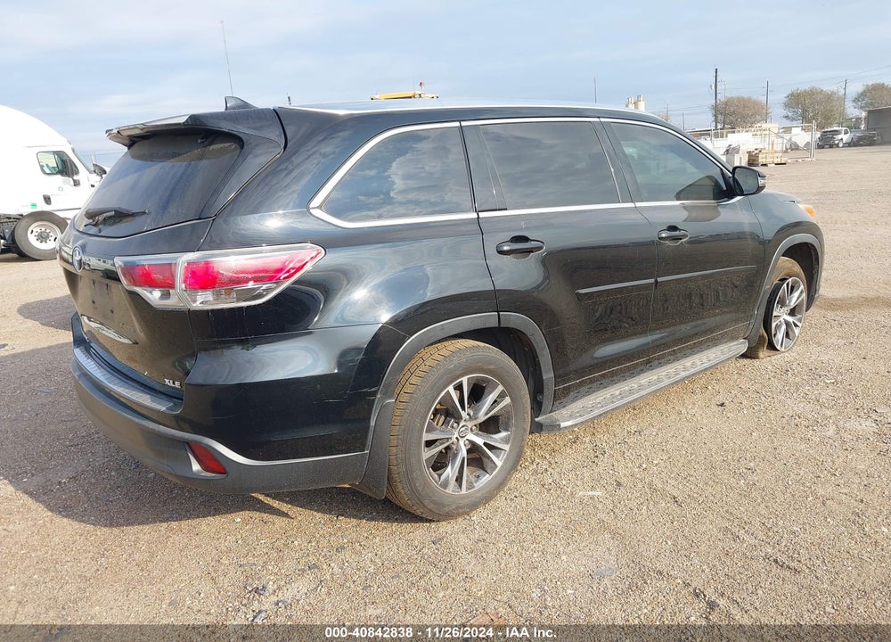 2016 TOYOTA HIGHLANDER XLE V6 VIN: 5TDKKRFH8GS186897