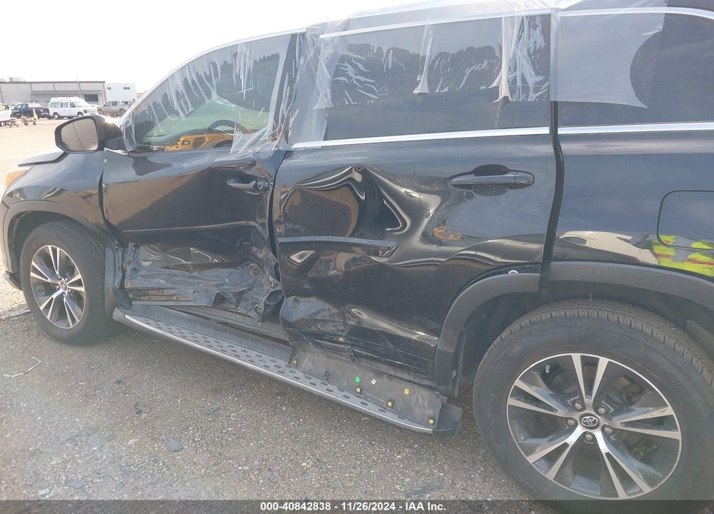 2016 TOYOTA HIGHLANDER XLE V6 VIN: 5TDKKRFH8GS186897