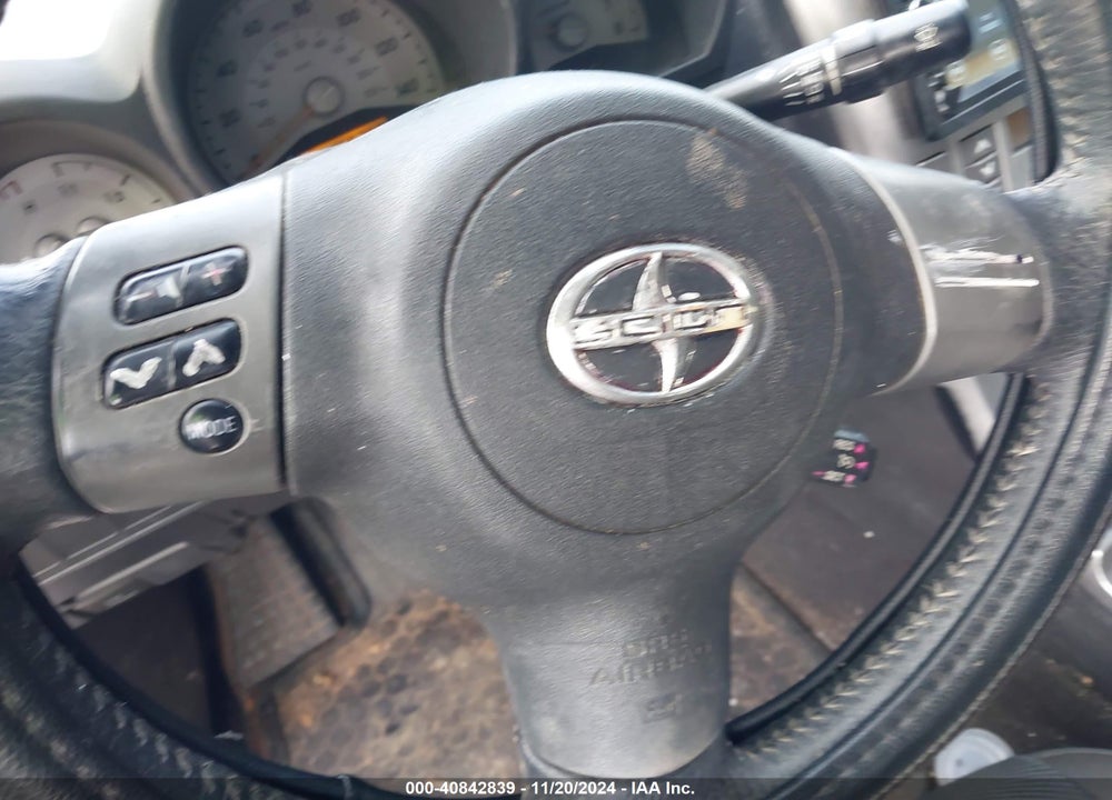 2006 SCION TC VIN: JTKDE177760133030