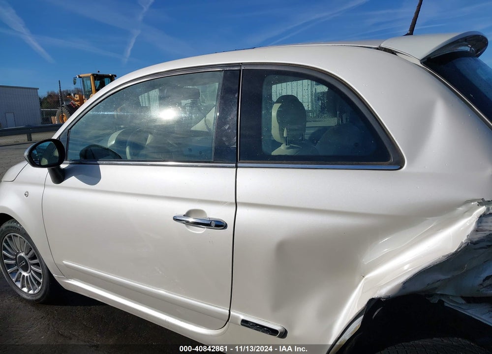 2015 FIAT 500 LOUNGE VIN: 3C3CFFCR5FT508246