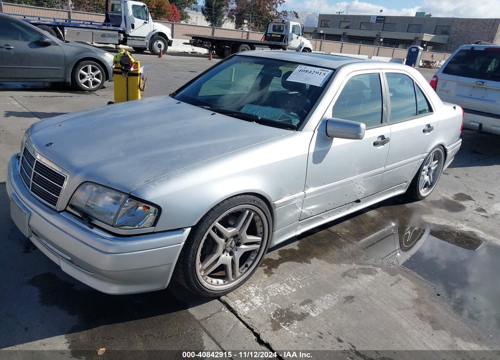1995 MERCEDES-BENZ C 36 VIN: WDBHM36E8SF252282