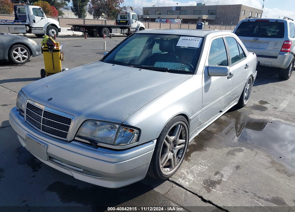1995 MERCEDES-BENZ C 36 VIN: WDBHM36E8SF252282