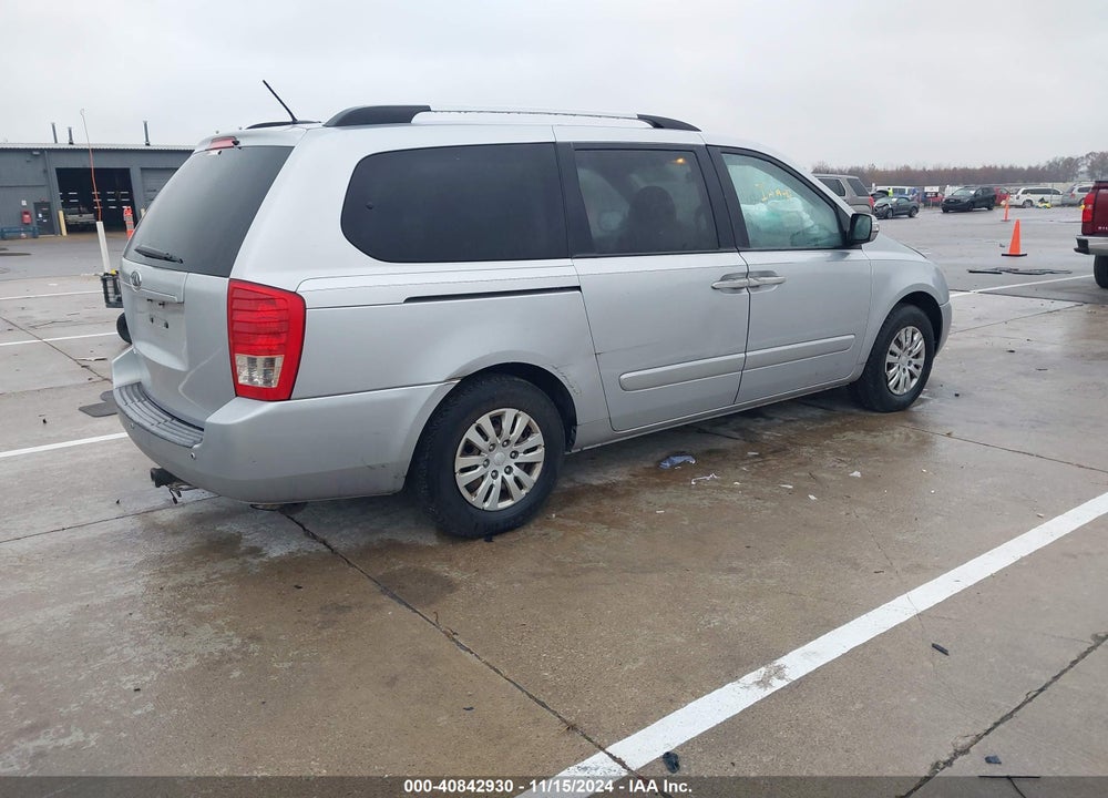 2011 KIA SEDONA LX VIN: KNDMG4C79B6384955