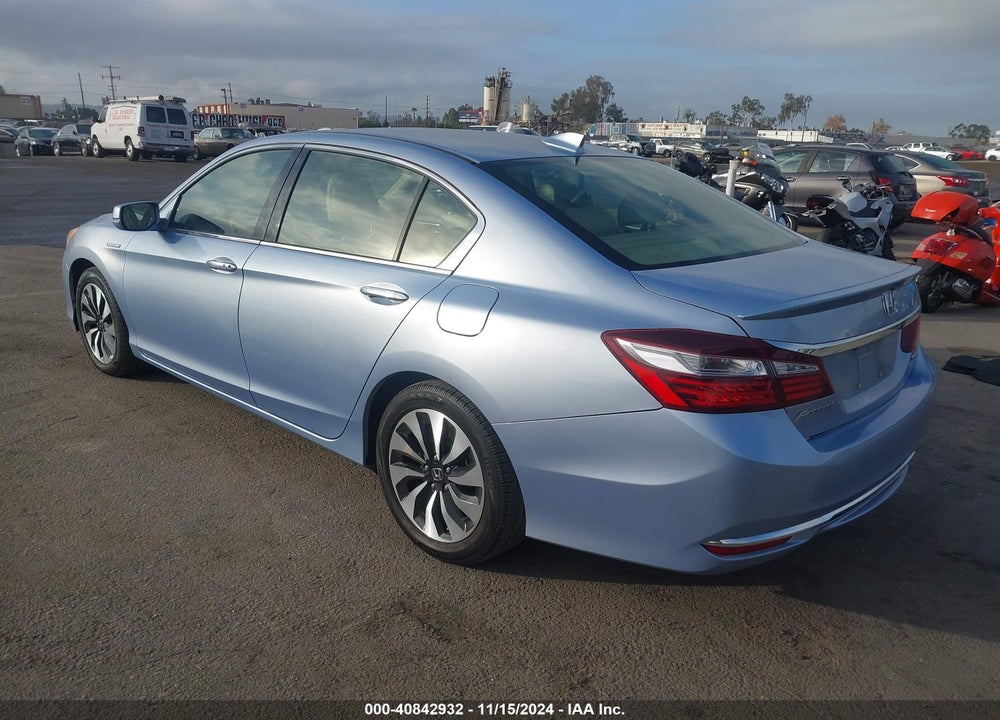 2017 HONDA ACCORD HYBRID VIN: JHMCR6F51HC024583