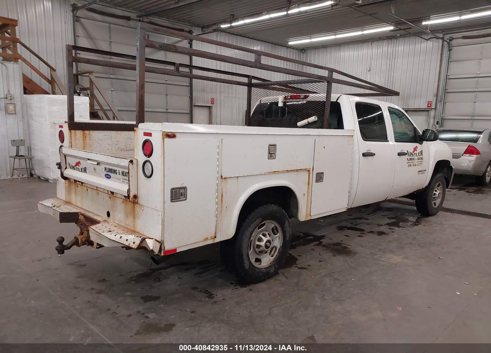 2014 CHEVROLET SILVERADO 2500HD WORK TRUCK VIN: 1GC1KVCG6EF126369