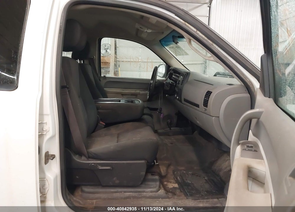 2014 CHEVROLET SILVERADO 2500HD WORK TRUCK VIN: 1GC1KVCG6EF126369