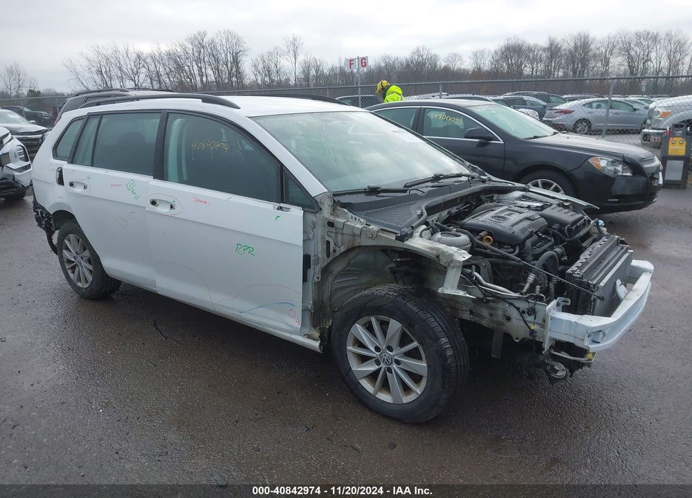 2016 VOLKSWAGEN GOLF SPORTWAGEN TSI S 4-DOOR VIN: 3VWC17AU7GM522696