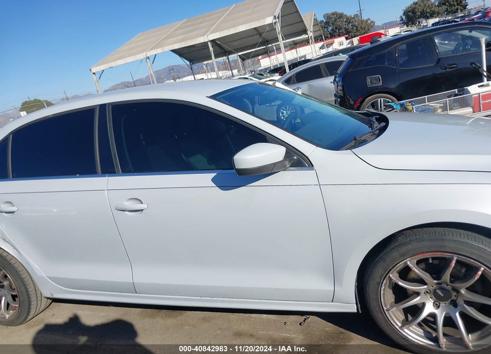 2017 VOLKSWAGEN JETTA 1.4T S VIN: 3VW2B7AJ1HM245995