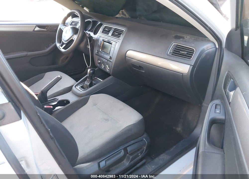 2017 VOLKSWAGEN JETTA 1.4T S VIN: 3VW2B7AJ1HM245995