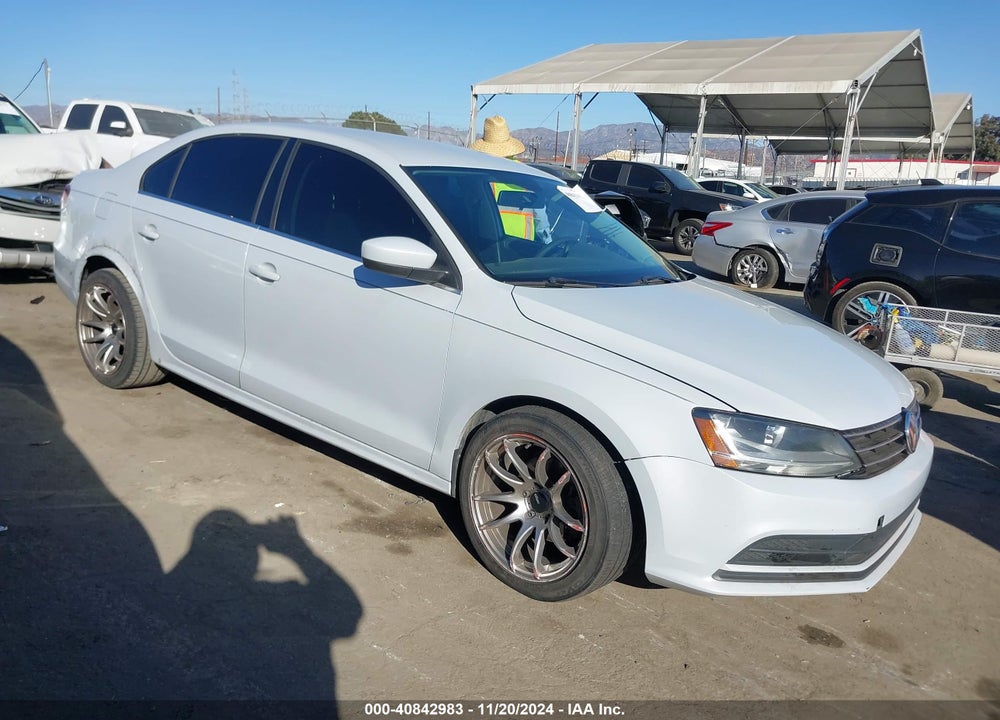 2017 VOLKSWAGEN JETTA 1.4T S VIN: 3VW2B7AJ1HM245995