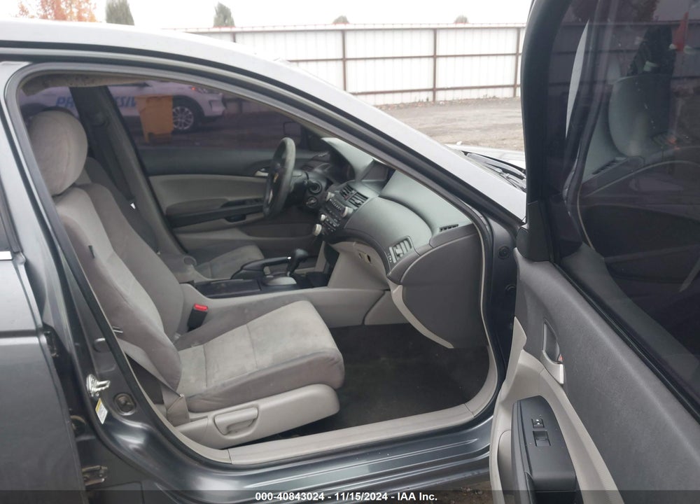 2008 HONDA ACCORD 2.4 LX VIN: 1HGCP26378A138857