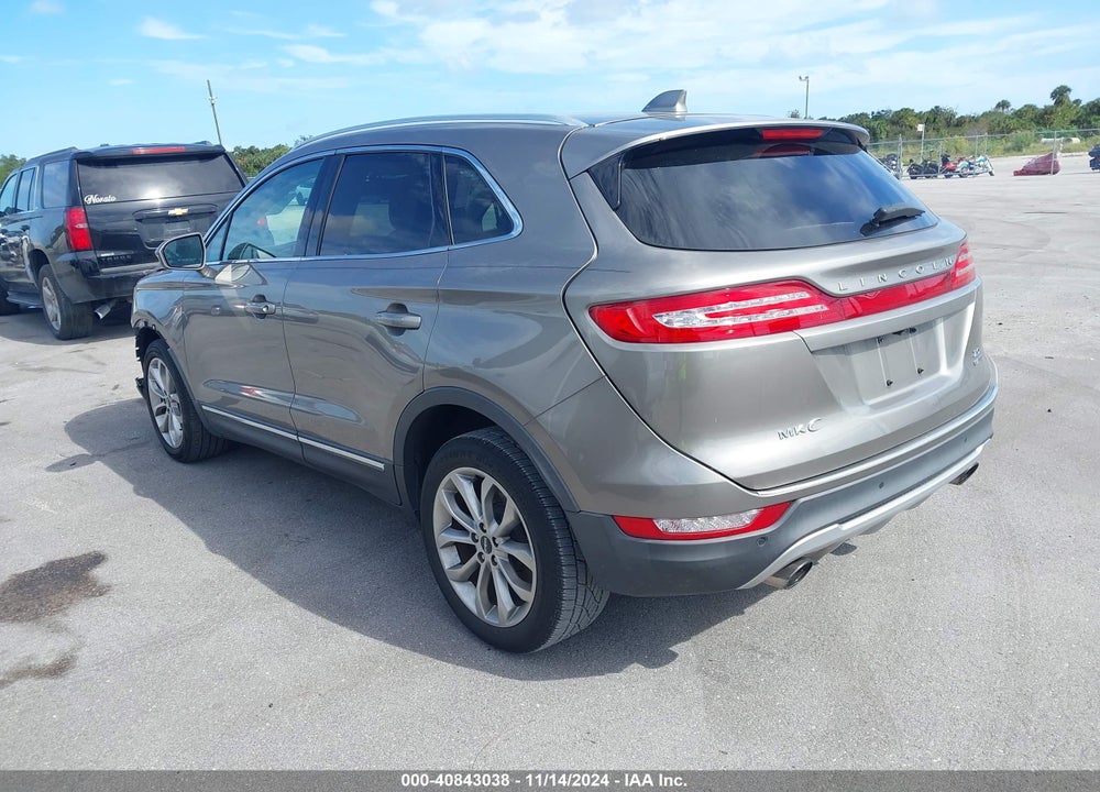 2016 LINCOLN MKC SELECT VIN: 5LMCJ2C91GUJ26833