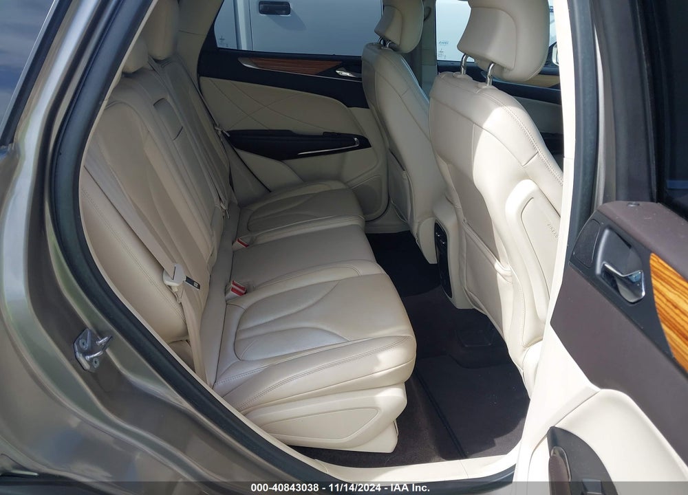 2016 LINCOLN MKC SELECT VIN: 5LMCJ2C91GUJ26833