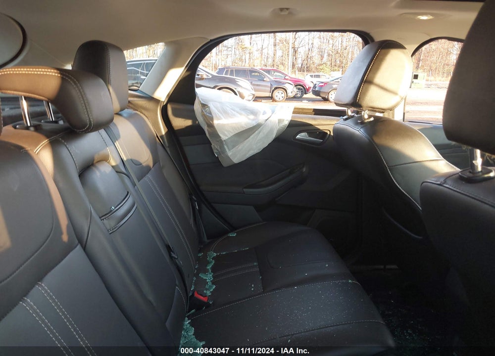 2013 FORD FOCUS TITANIUM VIN: 1FADP3N20DL142805