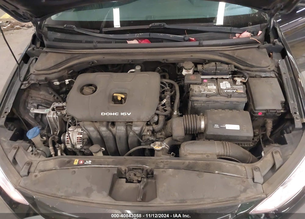 2018 HYUNDAI ELANTRA SE VIN: 5NPD74LF8JH262678