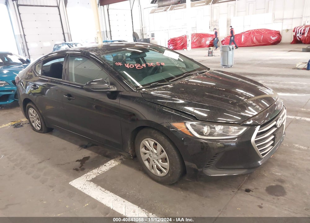 2018 HYUNDAI ELANTRA SE VIN: 5NPD74LF8JH262678