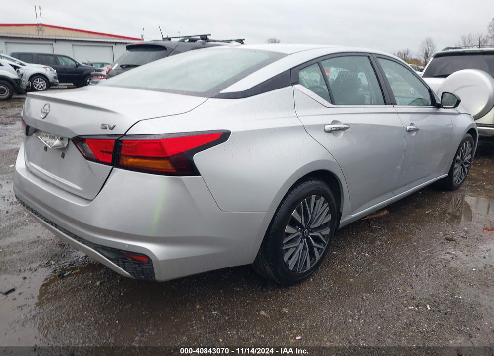 2024 NISSAN ALTIMA SV FWD VIN: 1N4BL4DV9RN377137