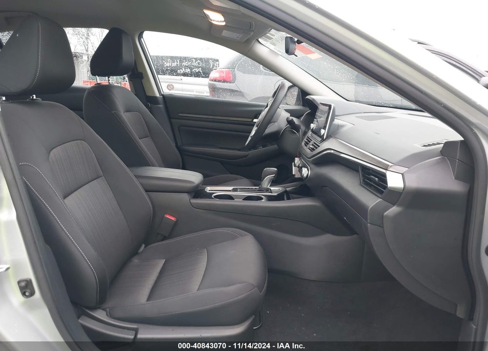 2024 NISSAN ALTIMA SV FWD VIN: 1N4BL4DV9RN377137