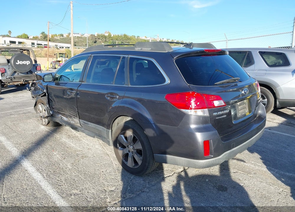 2011 SUBARU OUTBACK 2.5I PREMIUM VIN: 4S4BRBHC8B3358386