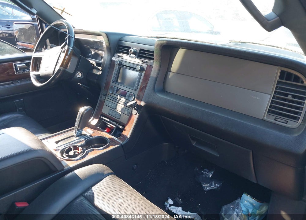 2011 LINCOLN NAVIGATOR L VIN: 5LMJJ3J55BEJ09355