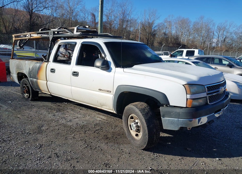 2005 CHEVROLET SILVERADO 2500HD WORK TRUCK VIN: 1GCHC23U85F897416