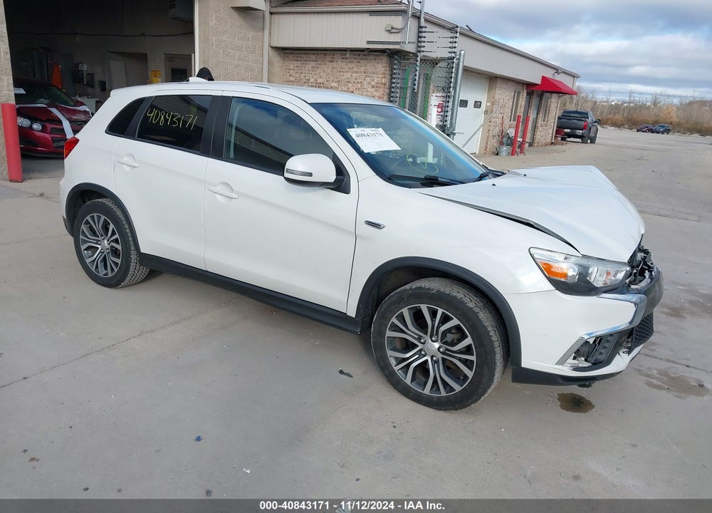 2018 MITSUBISHI OUTLANDER SPORT 2.0 ES VIN: JA4AP3AU0JZ018055