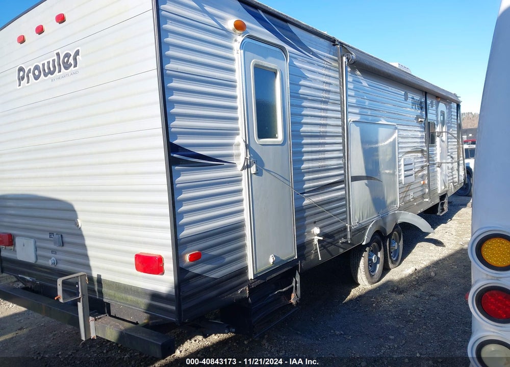 2014 HEAR PROWLER 30 SES VIN: 5SFPB3529EE278553