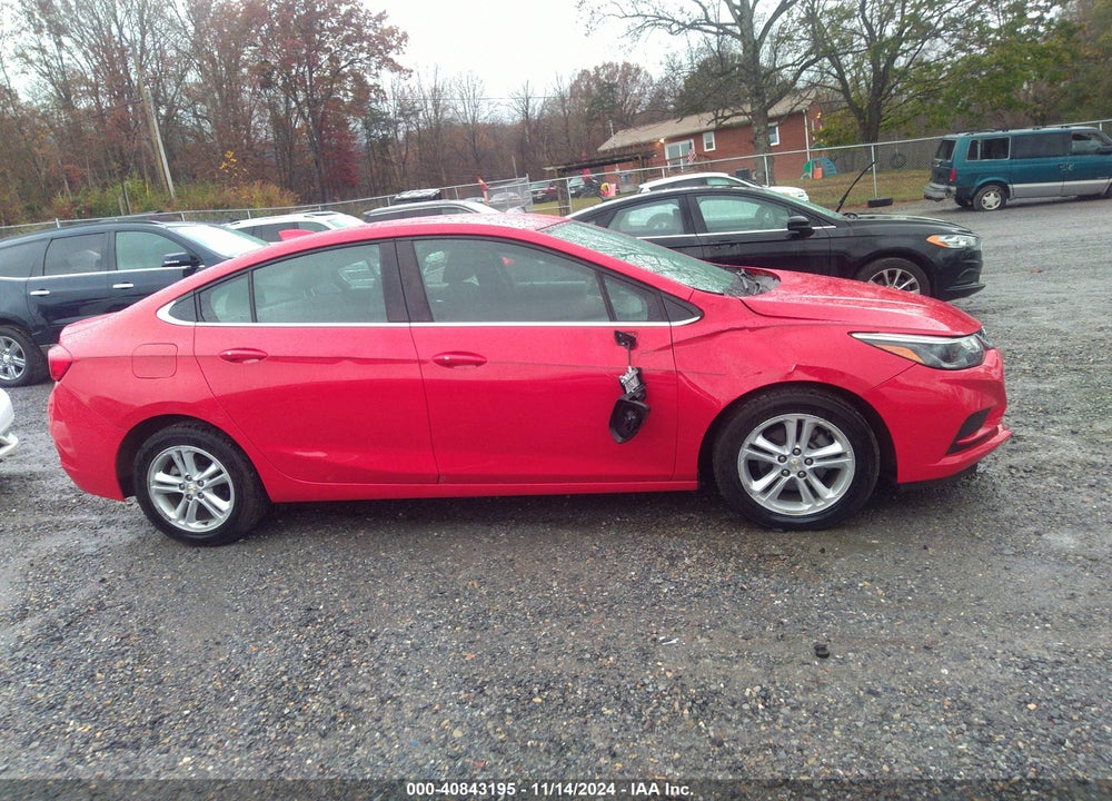 2018 CHEVROLET CRUZE LT AUTO VIN: 1G1BE5SM0J7211501