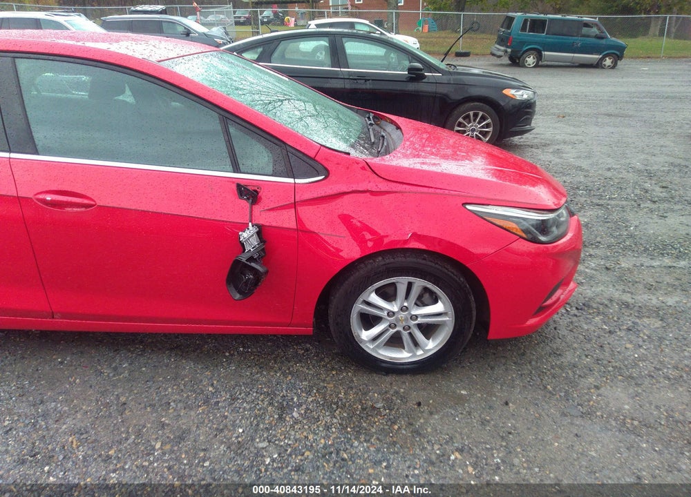 2018 CHEVROLET CRUZE LT AUTO VIN: 1G1BE5SM0J7211501