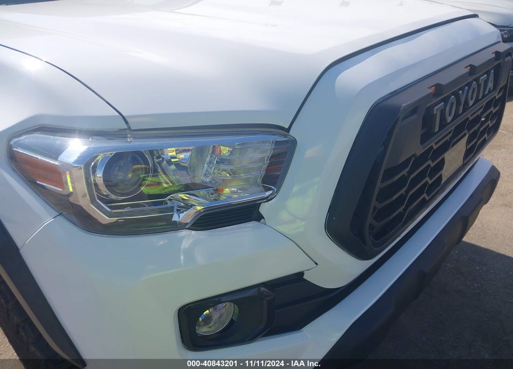 2018 TOYOTA TACOMA VIN: 3TMDZ5BN5JM050551