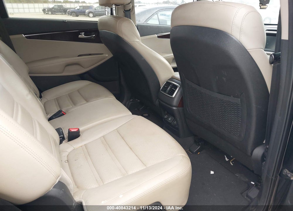 2018 KIA SORENTO 3.3L EX VIN: 5XYPH4A58JG365627
