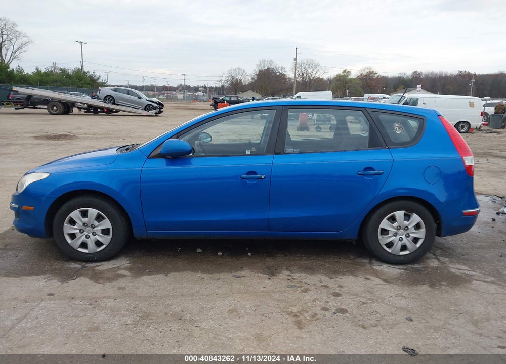 2010 HYUNDAI ELANTRA TOURING VIN: KMHDB8AE7AU076311
