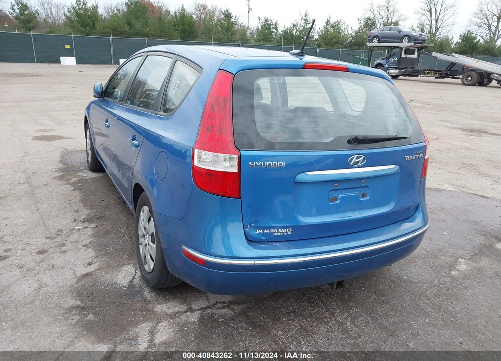 2010 HYUNDAI ELANTRA TOURING VIN: KMHDB8AE7AU076311