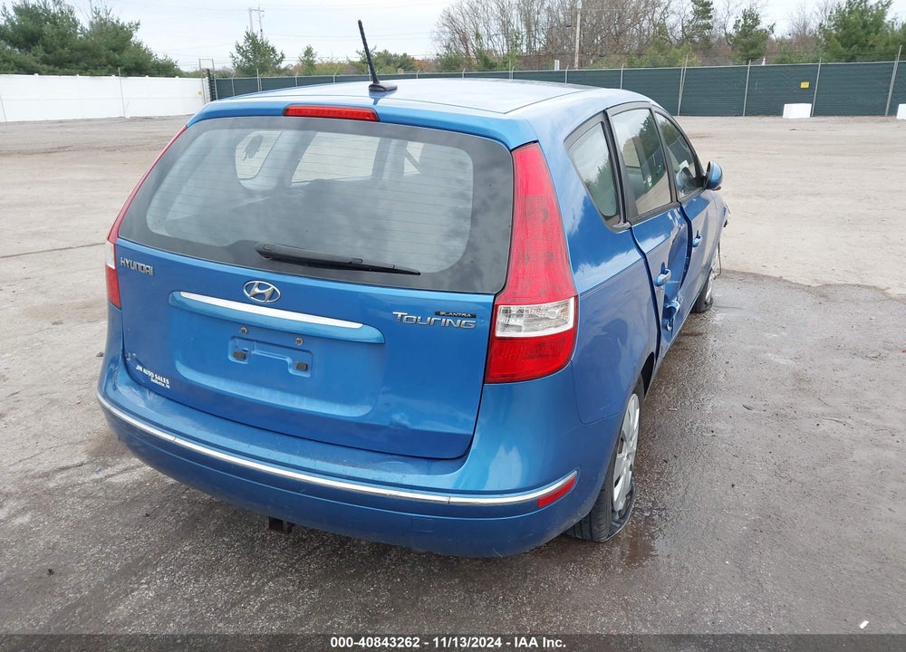 2010 HYUNDAI ELANTRA TOURING VIN: KMHDB8AE7AU076311