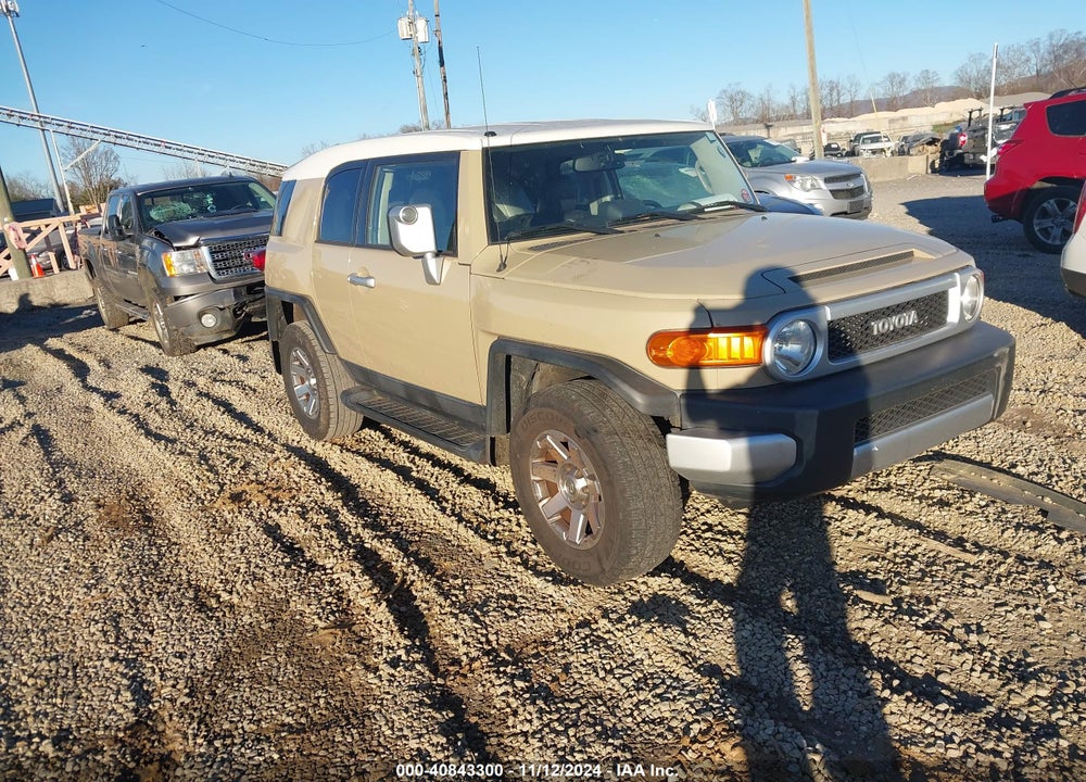 2014 TOYOTA FJ CRUISER VIN: JTEBU4BF6EK200538