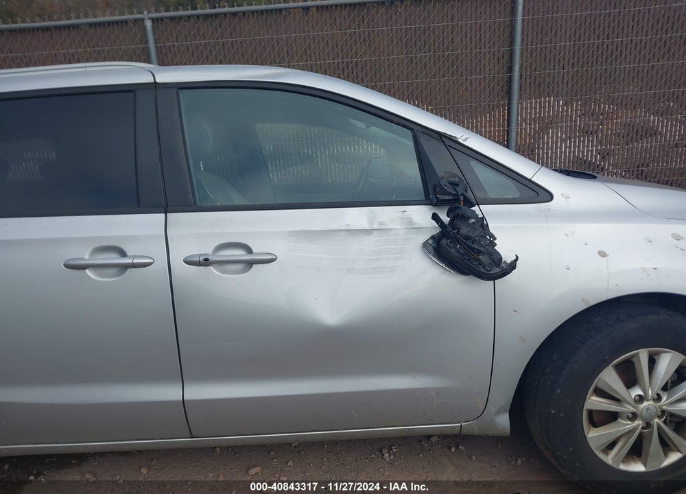 2017 KIA SEDONA LX VIN: KNDMB5C14H6251870