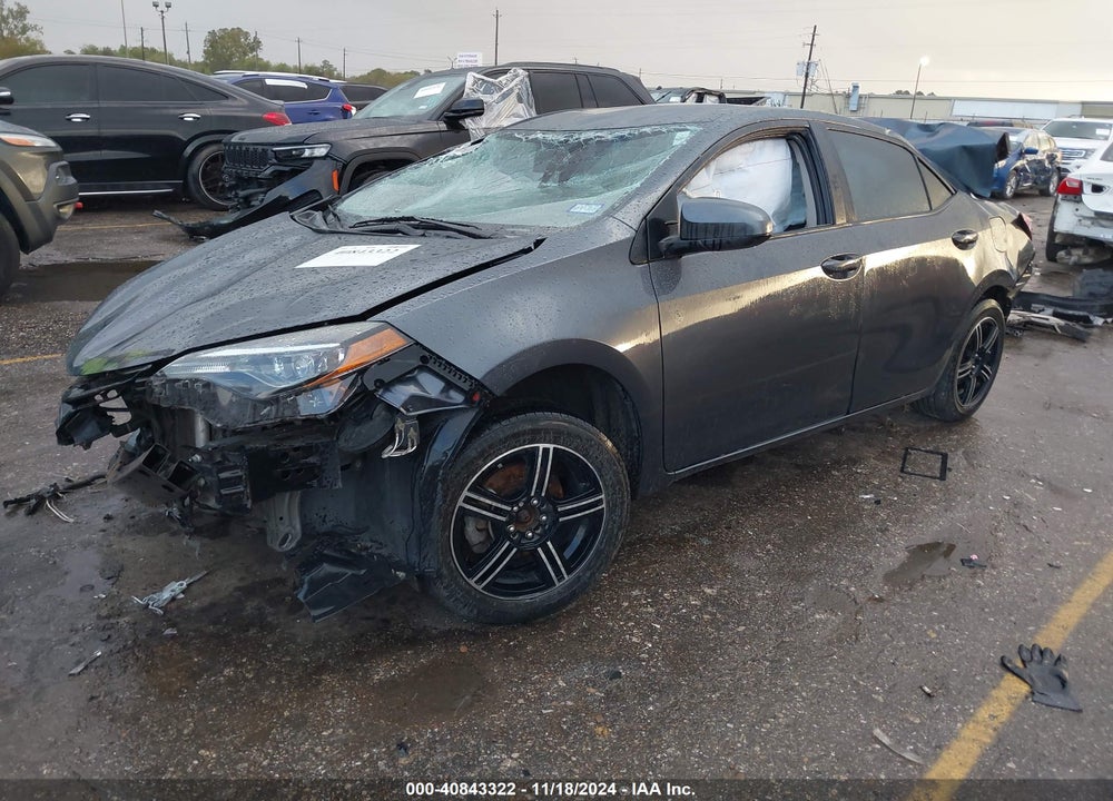 2018 TOYOTA COROLLA LE VIN: 5YFBURHEXJP789654