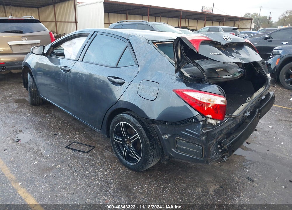2018 TOYOTA COROLLA LE VIN: 5YFBURHEXJP789654