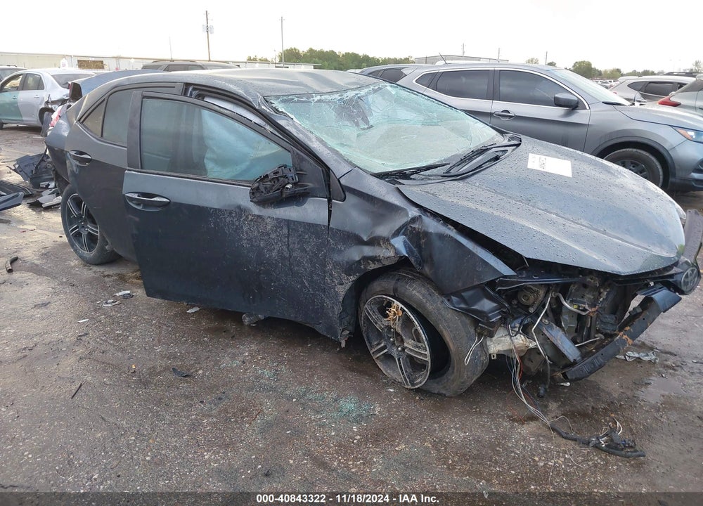 2018 TOYOTA COROLLA LE VIN: 5YFBURHEXJP789654
