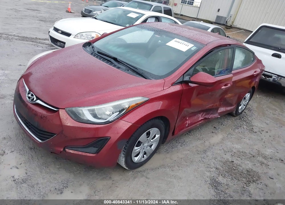 2016 HYUNDAI ELANTRA VIN: 5NPDH4AE1GH724465