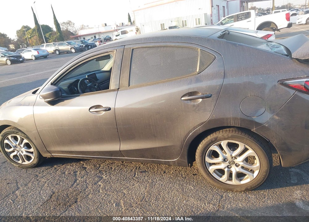 2016 SCION IA VIN: 3MYDLBZV3GY124882