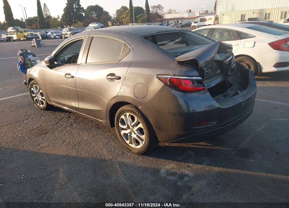 2016 SCION IA VIN: 3MYDLBZV3GY124882